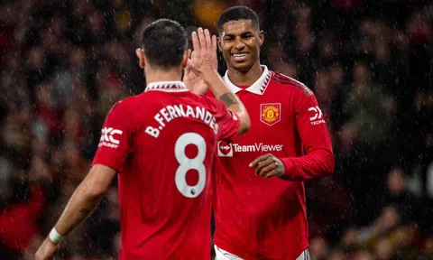 Sao MU bất ngờ được xếp ngang hàng đẳng cấp với Messi và Ronaldo