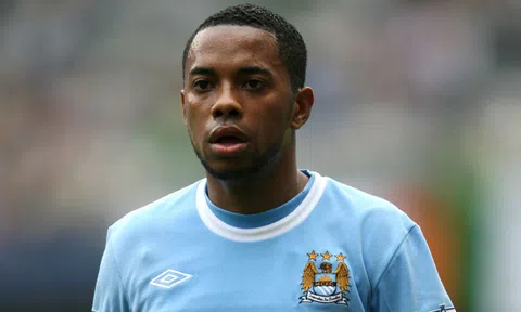 CHÍNH THỨC: Robinho bị tuyên án 9 năm tù