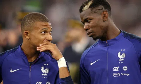 ĐT Pháp nhớ Pogba như con mong mẹ mua quà
