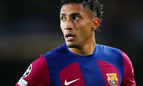 Raphinha cảm thấy bất công tại Barcelona