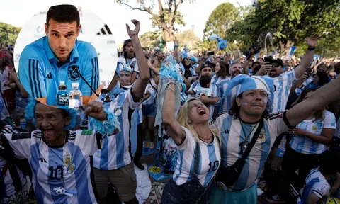 HLV Scaloni đem đến tin vui cho NHM ĐT Argentina