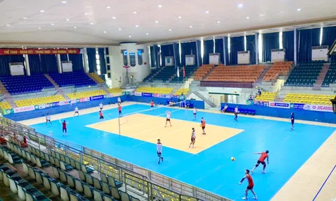 'Cháy vé' ngày mở màn giải bóng chuyền VĐQG 2024 tại Hà Tĩnh