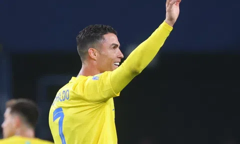 Ronaldo lên tiếng ngạo nghễ sau cú hat - trick thần thánh