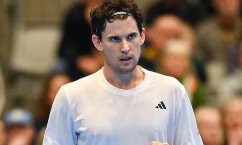 Kết quả tennis 1/4: Các cựu binh hưởng niềm vui trọn vẹn