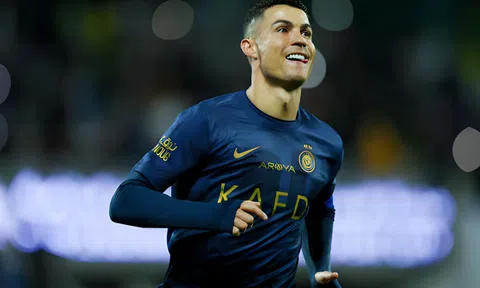 Hãy nghĩ về Cristiano Ronaldo…