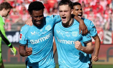 Leverkusen nối dài mạch bất bại lên con số 41, chạm một tay vào Đĩa bạc Bundesliga