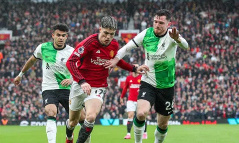 MU lập kỷ lục tệ hại trong hiệp 1 trước Liverpool
