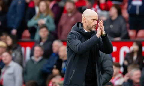 Roy Keane chế nhạo Ten Hag sau trận hoà của MU