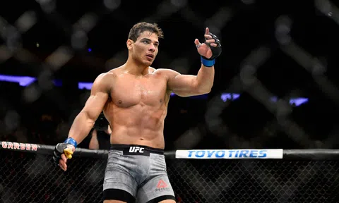 Paulo Costa: “Sean Strickland từ chối đối đầu với tôi”