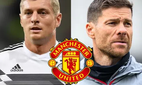 Tin chuyển nhượng tối 12/4: Man City mua Kroos, MU nhắm trò cưng Alonso