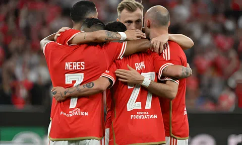 Lợi thế sân nhà, Benfica giành chiến thắng nhẹ nhàng trước Marseille