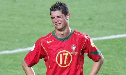 Ronaldo, Saka và dàn sao từng bật khóc nức nở tại Euro