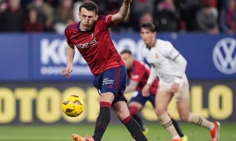 NHM thốt lên về quả phạt đền tệ nhất lịch sử trận Osasuna vs Valencia