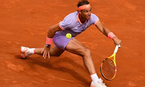 Kết quả tennis 17/4: Rafael Nadal gặp khó