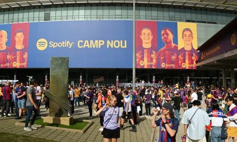 Barca ấn định ngày trở lại thánh địa Camp Nou