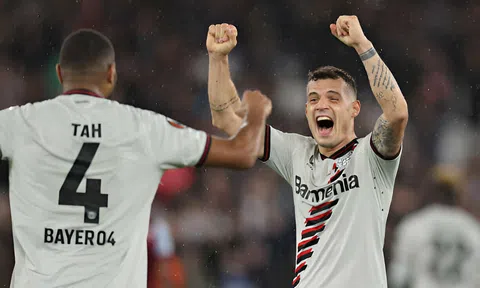 Leverkusen chính thức phá vỡ kỷ lục bất bại sau 12 năm