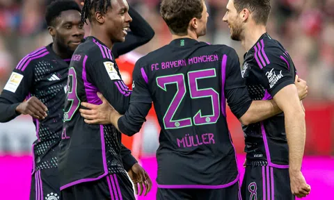 Cơn mưa bàn thắng, Bayern chiến thắng thuyết phục Union Berlin