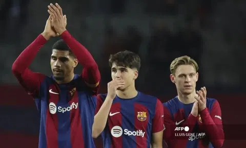 Thua Real Madrid, hai sao Barca bất ngờ hàn gắn với nhau