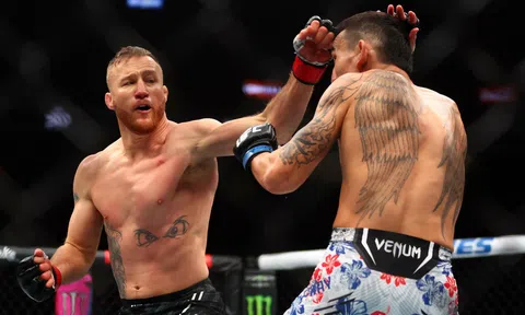 UFC 300 xô đổ hàng loạt kỷ lục, mang về doanh thu khủng cho UFC