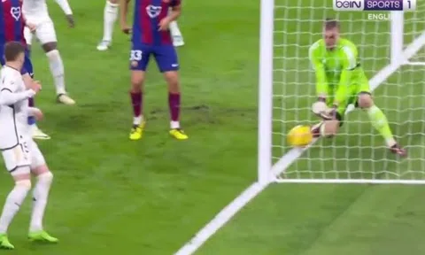 Công bố ghi âm trao đổi trọng tài và VAR từ chối bàn thắng của Barca