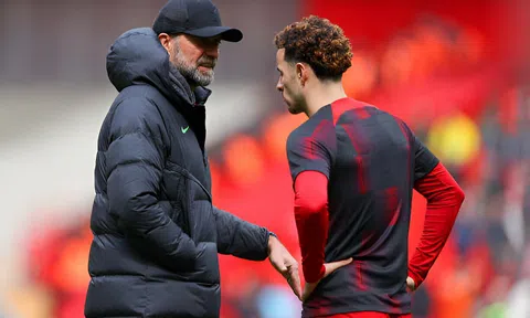 Klopp cảnh báo các cầu thủ Liverpool 'né đòn' trước Everton