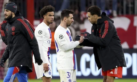 Jamal Musiala không giấu nổi sự ngưỡng mộ với các cầu thủ Barcelona