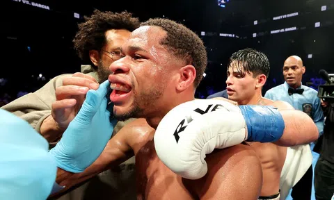 Devin Haney lần đầu lên tiếng sau thất bại trước Ryan Garcia