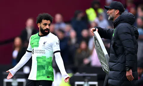 Salah gây chú ý với màn đáp trả 'cực gắt' trước Klopp