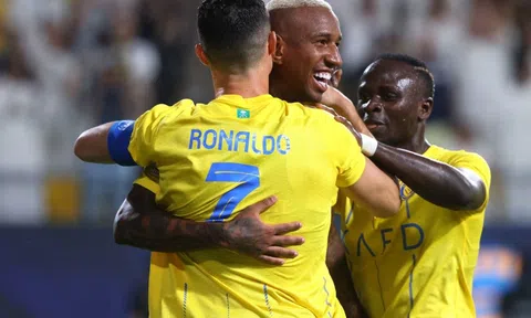 Ngôi sao Al-Nassr cảm thấy may mắn vì được là đồng đội của Ronaldo