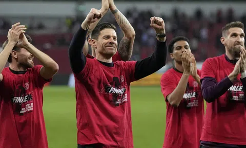 Xabi Alonso càng làm cho Bayern, MU, Liverpool và Barca thèm thuồng