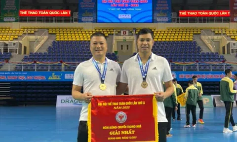 'Ông xã' Ngọc Hoa rút khỏi ghế nóng, bóng chuyền U20 Việt Nam tìm được người thay thế