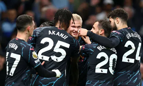 Cú đúp Haaland, Man City đả bại Tottenham vươn lên ngôi đầu Ngoại hạng Anh