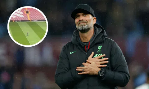 Jurgen Klopp xuất hiện một mình tại Anfield trước ngày chia tay Liverpool