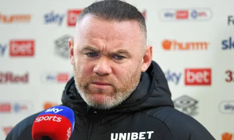 Wayne Rooney: 'MU có thể mất 15 năm để vô địch Champions League'