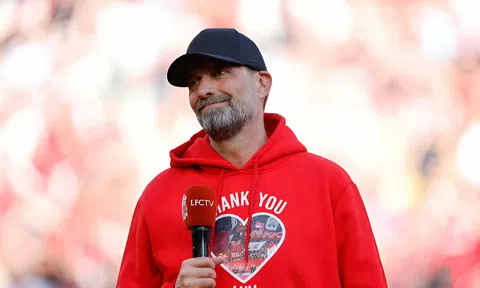 Klopp gửi lời tri ân xúc động tới NHM Liverpool