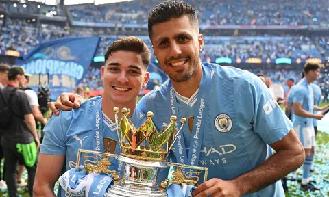 Rodri đi vào lịch sử, chỉ thẳng thứ giúp Man City vô địch 4 lần liên tiếp tại NHA