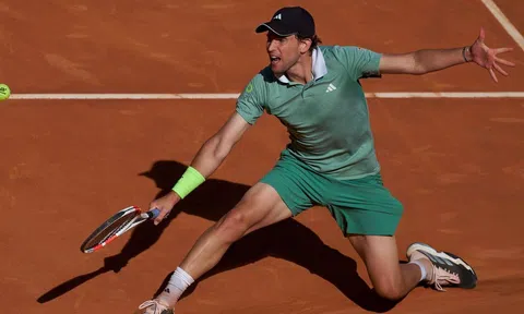 Dominic Thiem bị loại ở 'vòng gửi xe' Roland Garros 2024