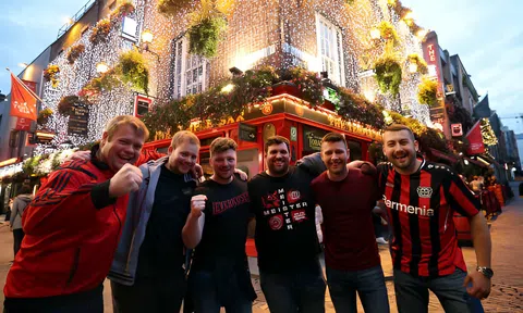 NHM bóng đá đổ xô tới xem trận chung kết Europa League