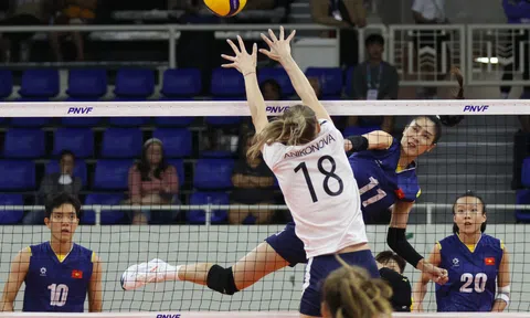 Thanh Thúy chỉ ra bước ngoặt trong chiến thắng Kazakhstan