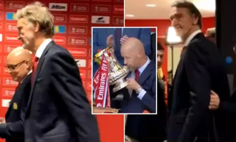 Jim Ratcliffe phản ứng về tương lai Ten Hag khi MU vừa vô địch FA CUP.