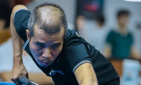 Trần Quyết Chiến vuột mất cơ hội đứng đầu làng carom 3 băng thế giới