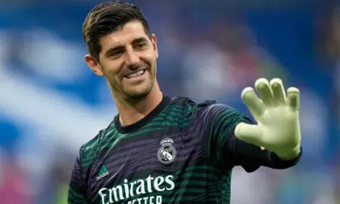 Thibaut Courtois phản ứng sau khi bị loại khỏi tuyển Bỉ