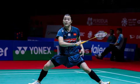 Thùy Linh thua chóng vánh tay vợt 17 tuổi tại vòng 1 Singapore Open 2024