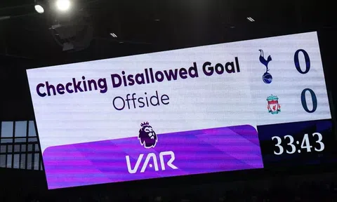 Premier League lên kế hoạch sử dụng AI bắt việt vị từ mùa tới