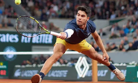 Kết quả tennis 29/5: Djokovic vượt ải, Alcaraz nhọc nhằn trước đối thủ vô danh