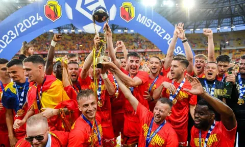 Nhà VĐQG Ba Lan nguy cơ bị gạch tên khỏi Champions League vì quy định 'kỳ lạ'