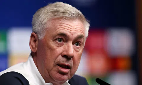 HLV Ancelotti xác nhận Courtois bắt chính trận chung kết C1