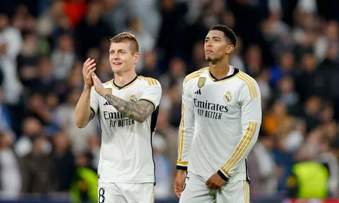 Jude Bellingham 'năn nỉ' Toni Kroos tiếp tục sự nghiệp