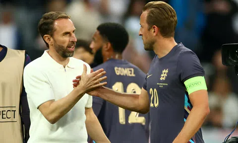 Southgate tiết lộ sự táo bạo Harry Kane trong chiến thắng của ĐT Anh