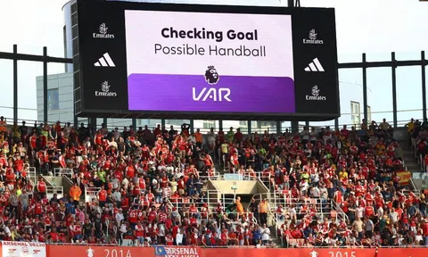 6 thay đổi VAR tại Premier League sau cuộc bỏ phiếu lịch sử